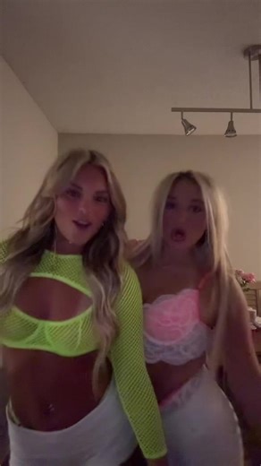 rach (@rachelnevdal)’s videos with OUTSIDE xxtristanxo - xxtristanxo