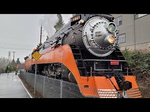 Our first time seeing the Southern Pacific Daylight 4449 in Portland, Oregon for the Holiday Express