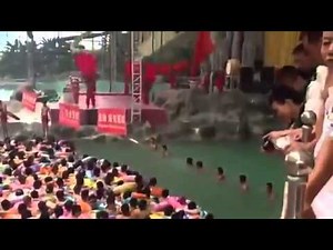 Super Crowded Chinese Wave Pool