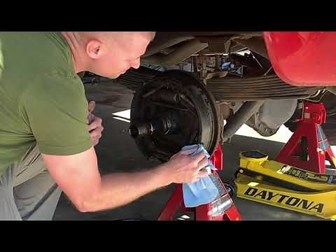 Drum Brake Wheel Cylinder Replacement for 1973-1987 Chevy & GM 3/4 & 1 Ton Trucks