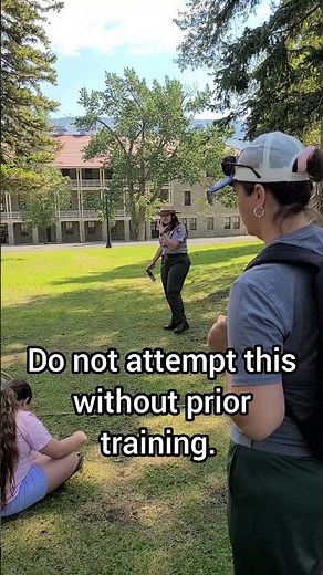 Park Ranger Uses Bear Spray in Demonstration