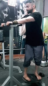 116K views · 769 reactions | 5-Min Waist Twisting Workout for a Slim Body! #excercise #fatlosstips #fitnessmotivation #fatburn #workout #fitnessjourney #fatlossjourney | LeanLife | Facebook