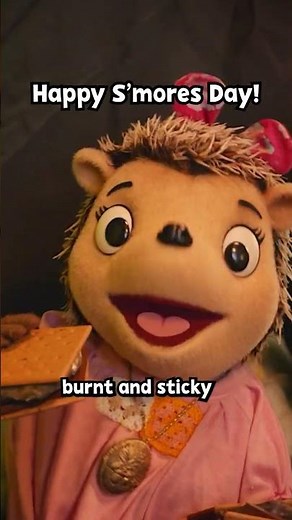 Roxie from Wowsabout Enjoys S'mores! | PBS KIDS for Parents
