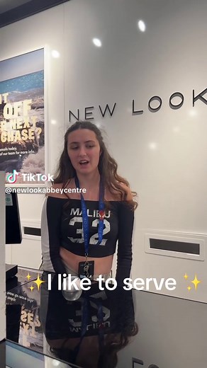 Serving Style and Smiles at New Look Online