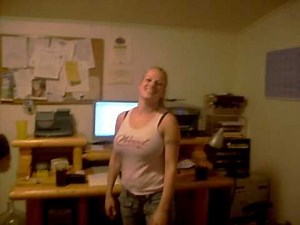 Mooning 0:18 - YTboob