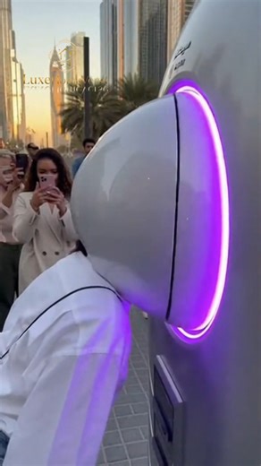 World’s First Public Oxygen Bar in Dubai | Breathing Pure O2 at Burj Khalifa"