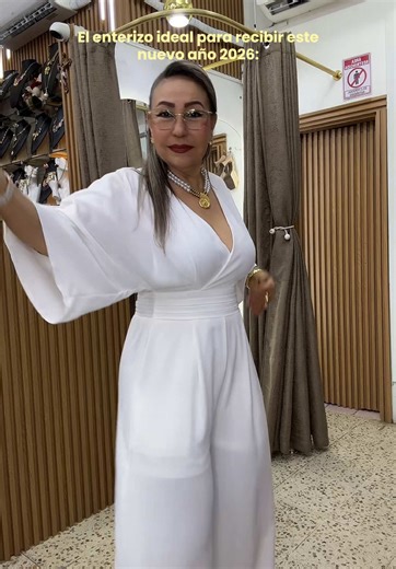 Enterizo Blanco para Recibir el Año Nuevo 2026