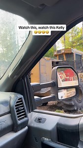 I wanna show you something, come see Kelly 🤣 | Kelly Comedy