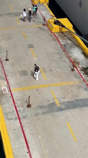 Pier Runner at Costa Maya! NCL Escape, March 2026