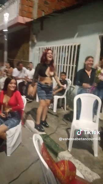 ¡Feliz Cumpleaños de Vanessa y Javier! 🎉🎂