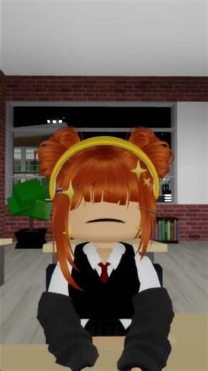 The teacher doesn't like me 😔 ib:@Biel_e_Max #roblox
