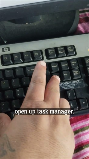PC STUCK? Try this trick.. #explore #windows #new #computer #laptop #ai #hang