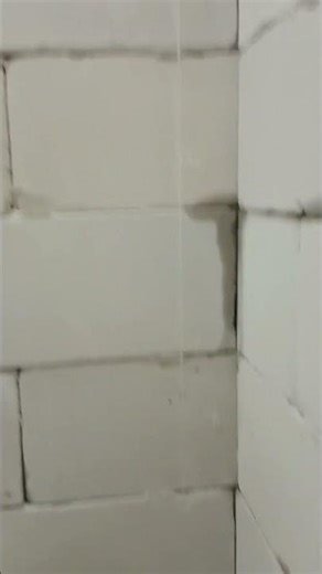 install thread on hebel brick wall for installing wall tiles#wallart #ceramicwalltiles #brickwall