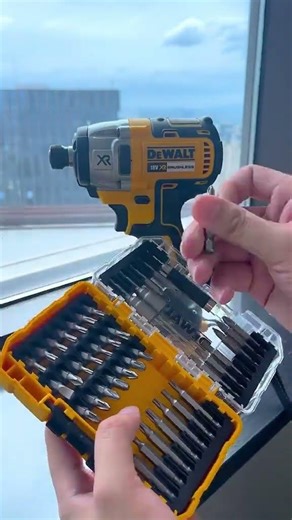 DEWALT Impact Driver: Fast, Compact, Powerful, and Jobsite-Ready