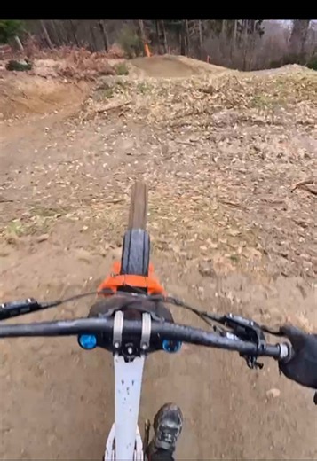 Epic Downhill Laps with Peak Music!