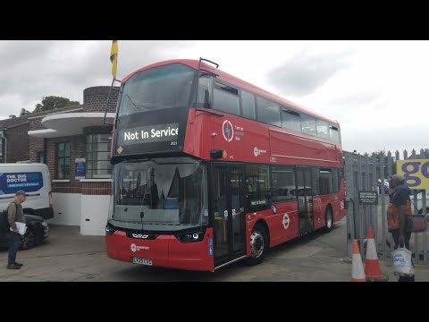 (Swanley 100) - T UK - Electroliner EV - 3121e - LV25CYC - Leaves Swanley (SJ) Garage - 23/08/2025