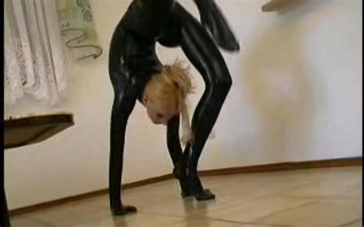 Julia Gunthel (Zlata) - Rubber Girl (2003)