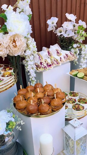 And elegant set up for an intimate nikkah function 🌸 #chacheeskitchen #creativecatering #buffetservice #tablestyling #catering #buffet #nikkah #wedding #weddingfood #chaicart