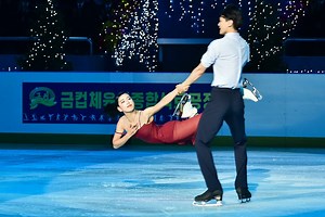 Skating diplomacy: Global performers light up Pyongyang ice