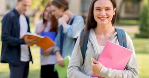 Prep Program 2023: curso prepara brasileiros que querem estudar no exterior; veja como se inscrever