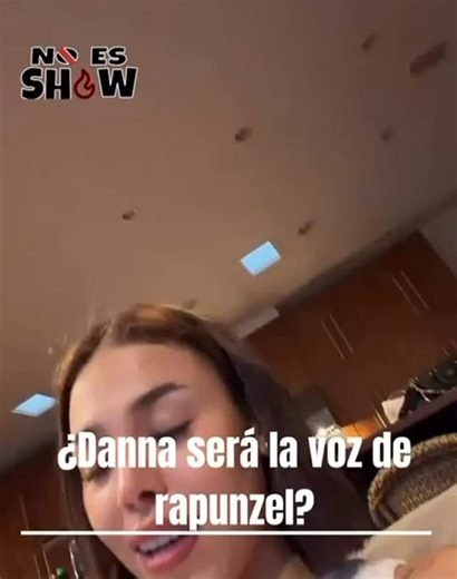 ¿Te gustaría que Danna Paola vuelva a doblar la voz de rapunzel en Enredados?😱 | CB Televisión