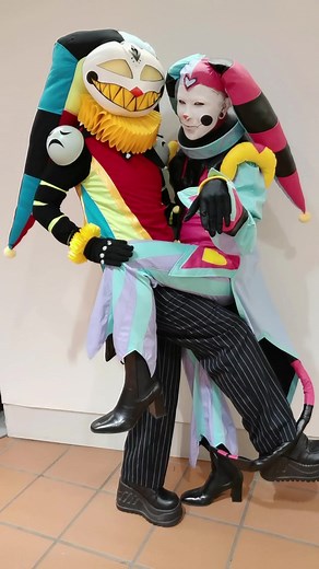 Now, for sale! Only 69$ 😏 Robo Fizz: @Suri 💖 #helluvaboss #helluvabosscosplay #fizzarolli #robofizz #fizzarollicosplay #robofizzarolli #robofizzcosplay