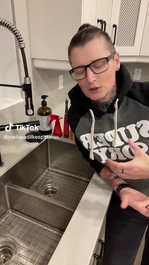 How to Clean a Stainless Steel Sink with Baking Soda and Vinegar