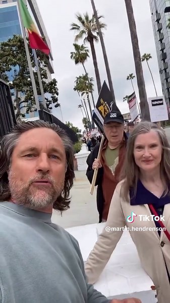 Solidarity with Striking Writers for Fair Compensation