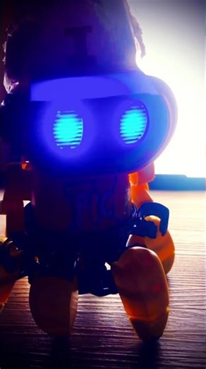 A new #pillarchase2 movie character revealed (name tobbie the robot /the pc2 bot servant)