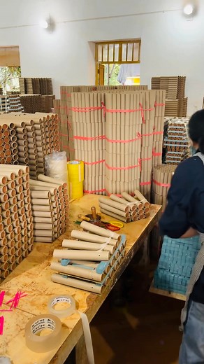 ASMR Fireworks: Satisfying Consumer Cake Assembly! 🧨✨ Watch the mesmerizing process of building a stunning fireworks cake! No loud noises, just pure satisfaction as we carefully assemble each tube for the ultimate visual display. Perfect for your next celebration! 🎉 #ASMR #Fireworks #Satisfying #Doremifireworks##liuyangfireworks#doremipyro#Fhinafireworks#Fireworksfactory#FireworksCake #OddlySatisfying #DIYFireworks | Doremi Pyrotechnics