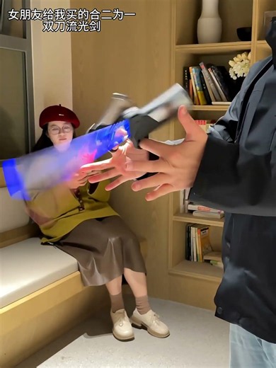 Guys can't resist this lightsaber! #Lightsaber #Super cool