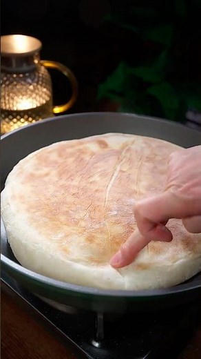 4 ingredients. No oil. No kneading. Easy and fast bread recipes. How to make pancake at home. Yummy.