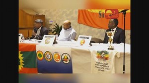 24K views · 85 reactions | MUST LISTEN - Leenco Lata argues thousands of Oromos have died for Ethiopian flag. OLF flag should be Oromia’s flag! በሺ የሚቆጠሩ ኦሮሞዎች ለኢትዮጵያ ሞተዋል ። ኦቦ ሌንጮ ። | SiiTube - ሲቱብ | Facebook