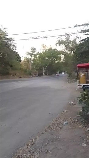 Coaster Neon War: La Aventura Brillante