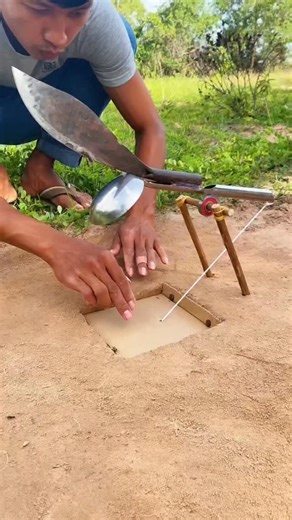 @diywildlifecreative on Instagram: "the smart mechanism without noticing. One of the easiest and most creative DIY traps ever made! By simple tools. #DIYTrap #SmartTrap #QuailHunting SurvivalSkills CreativeBuild NatureHack IngeniousDesign CraftyIdeas TrapMechanism ViralVideo Quail Birds ViralReel InstaReels Explore CreativeAnimalsTrap BuildAnimalsTrap TrendingAlgorithm ViralTrap WildlifeDIY animals DIYProjects Fypシ ViewsViral #AlgorithmAttractor soundHack cardboardcrafts wildlife"