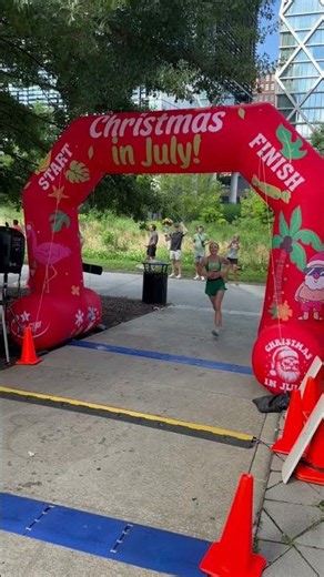 my feminine intuition is that I can and I will🙂‍↕️ #halfmarathon #running #raceday #run