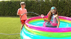 Diana pretends to be a Mermaid Princess | Kids Babie