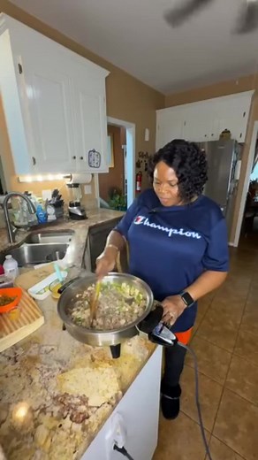 Delicious Ground Lamb Recipe: Sautéed to Perfection Join us as we create a mouth-watering ground lamb dish! We start with sautéed green peppers and onions, blending fresh flavors and allowing the lamb to cook to perfection. Perfect for your next meal! #GroundLamb #CookingRecipe #SautéedVegetables #HomeCooking #DeliciousMeals #IrishButter #FlavorfulEats #CookingTips #EasyRecipes #FoodLovers