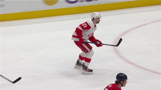 DET@WSH: Larkin scores goal against Logan Thompson