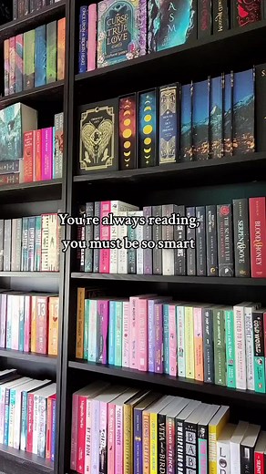 Exploring Romance and Dark Fantasy Books in Mel's Book Space