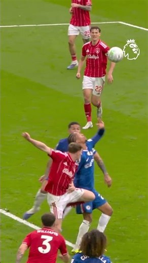 This Joao Pedro Bicycle Kick 🚲🔥