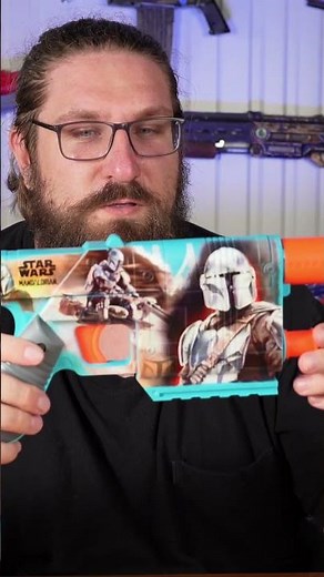 Worst design choice in Star Wars history? #starwars #mandalorian #toys