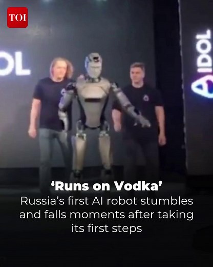 #Russia’s first AI #humanoid #robot, #AIdol, made a dramatic debut in #Moscow, walking on stage to Rocky’s theme before toppling face-first. Developers from Idol Robotics blamed calibration issues, calling it a “real-time learning” moment. Details here🔗 http://toi.in/-Qn7-Y #ArtificialIntelligence #AI | The Times of India