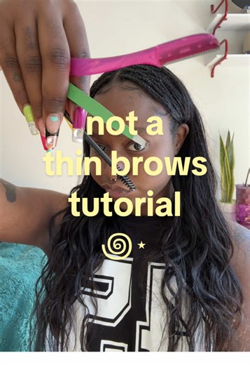 How to Thin Eyebrows: DIY Brow Shaping Tutorial