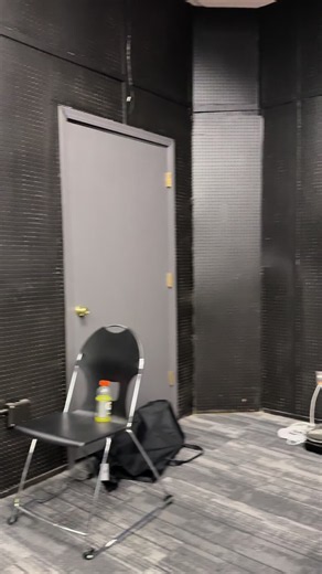 The Kentucky locker room is LIT!!! #bbn #kentuckyfootball #kentucky #fyp