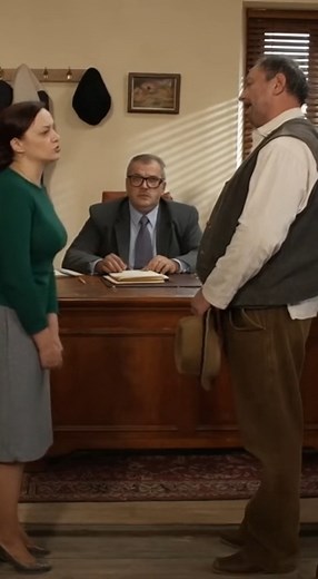 #videoamuzant #videovirale #amuzant #funnyromania #comedyromania #romaniafunny #glume #haz #romanipeinternet #romanipeinsta #romanipefb #romanipeyoutube #momentefunny #momenteamuzante #viataromaneasca #bancuri #umorromanesc #petrecere #prieteni #rasete #viatadezi #funnydog #pudelamuzant #cainiromania #momentehaioase #viralromania #reelromania #shortsromania #trendromania | EDigital Art Studio