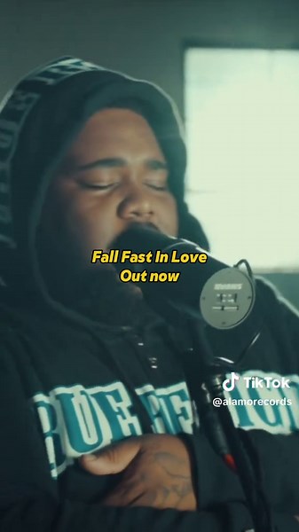 Rod Wave Live Performance of 'Fall Fast In Love'