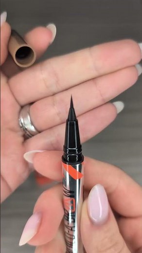🌺 Maybelline — Build-A-Brow 2-in-1 Brow Pen and Sealing Gel [#255 Soft Brown]