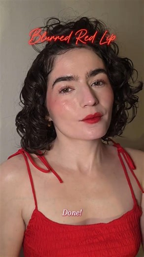 Don't be scared of a red lip!Here's how to wear a red lip in a little less intense way 💋