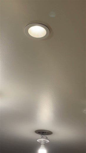 Sheetrock on the ceiling turned out nice and smooth! Bob da builder